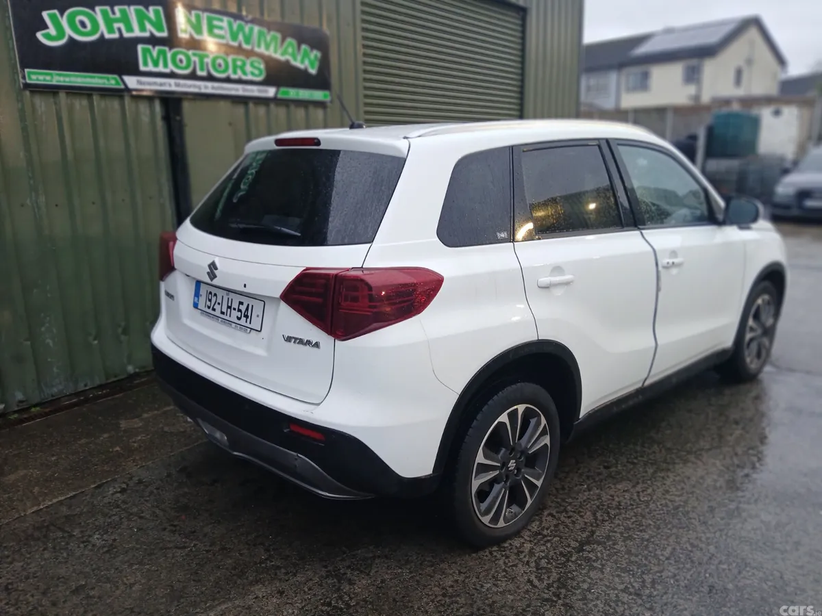 Suzuki Vitara SUV, Petrol, 2019, White