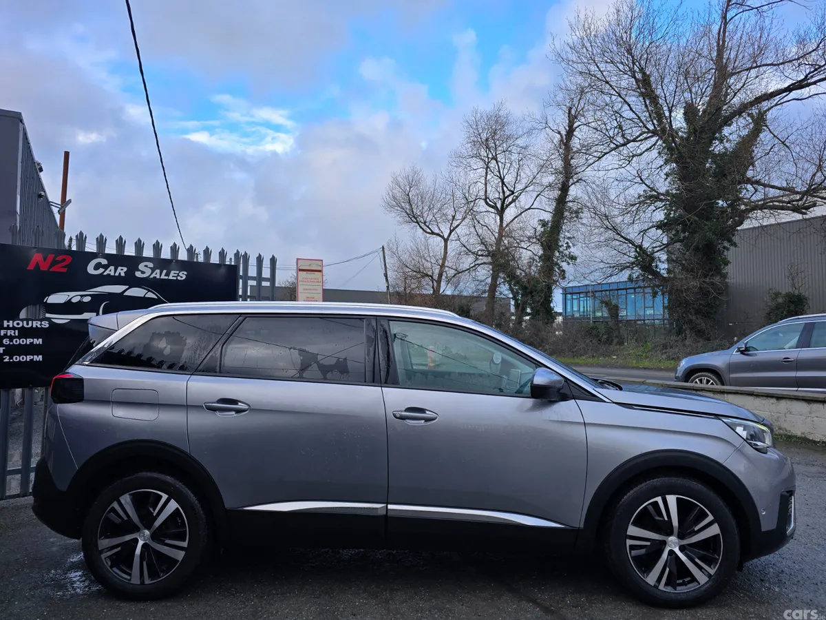 Peugeot 5008 MPV, Diesel, 2019, Grey