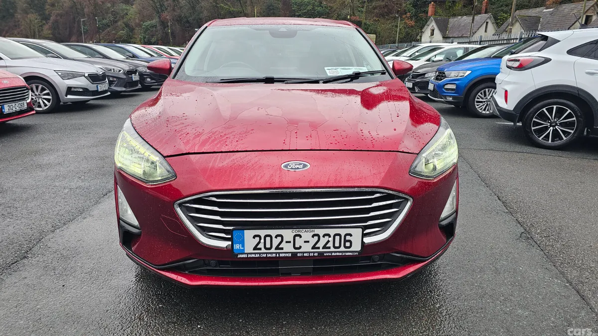Ford Focus Hatchback, Diesel, 2020, Red