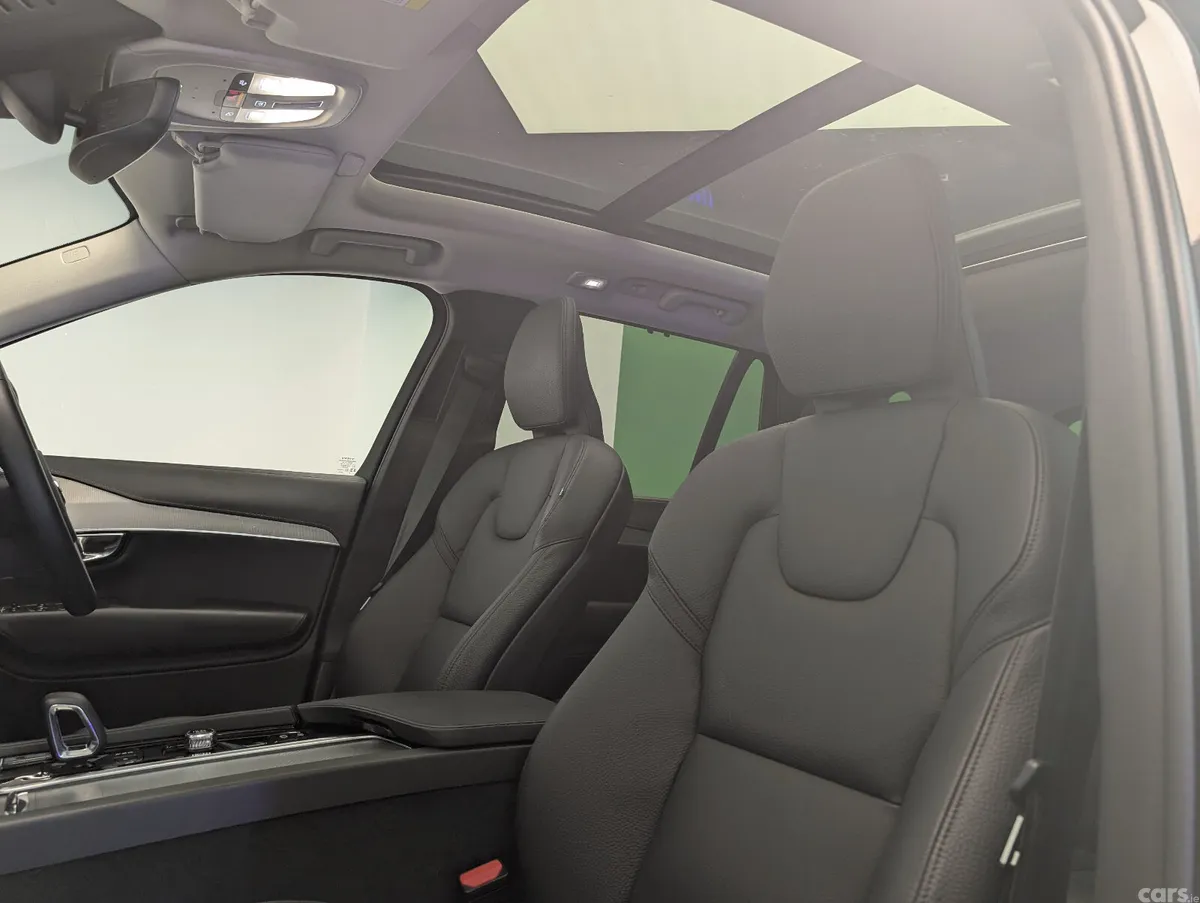 Volvo XC90 SUV, Petrol Hybrid, 2024, Black