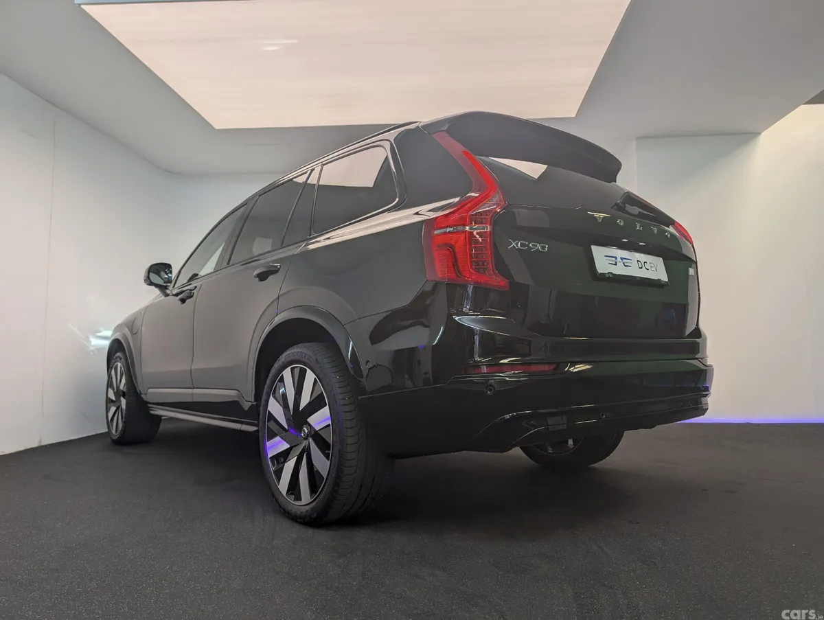 Volvo XC90 SUV, Petrol Hybrid, 2024, Black
