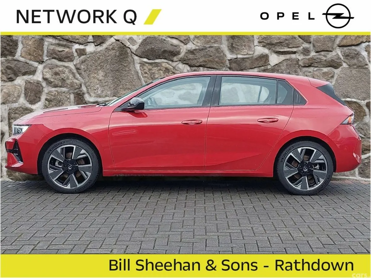 Opel Astra Hatchback, Electric, 2025, Red