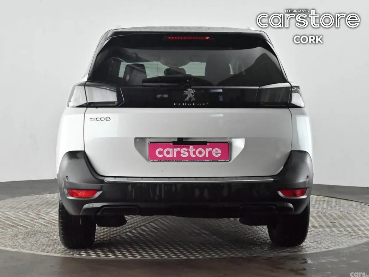Peugeot 5008 MPV, Diesel, 2021, White