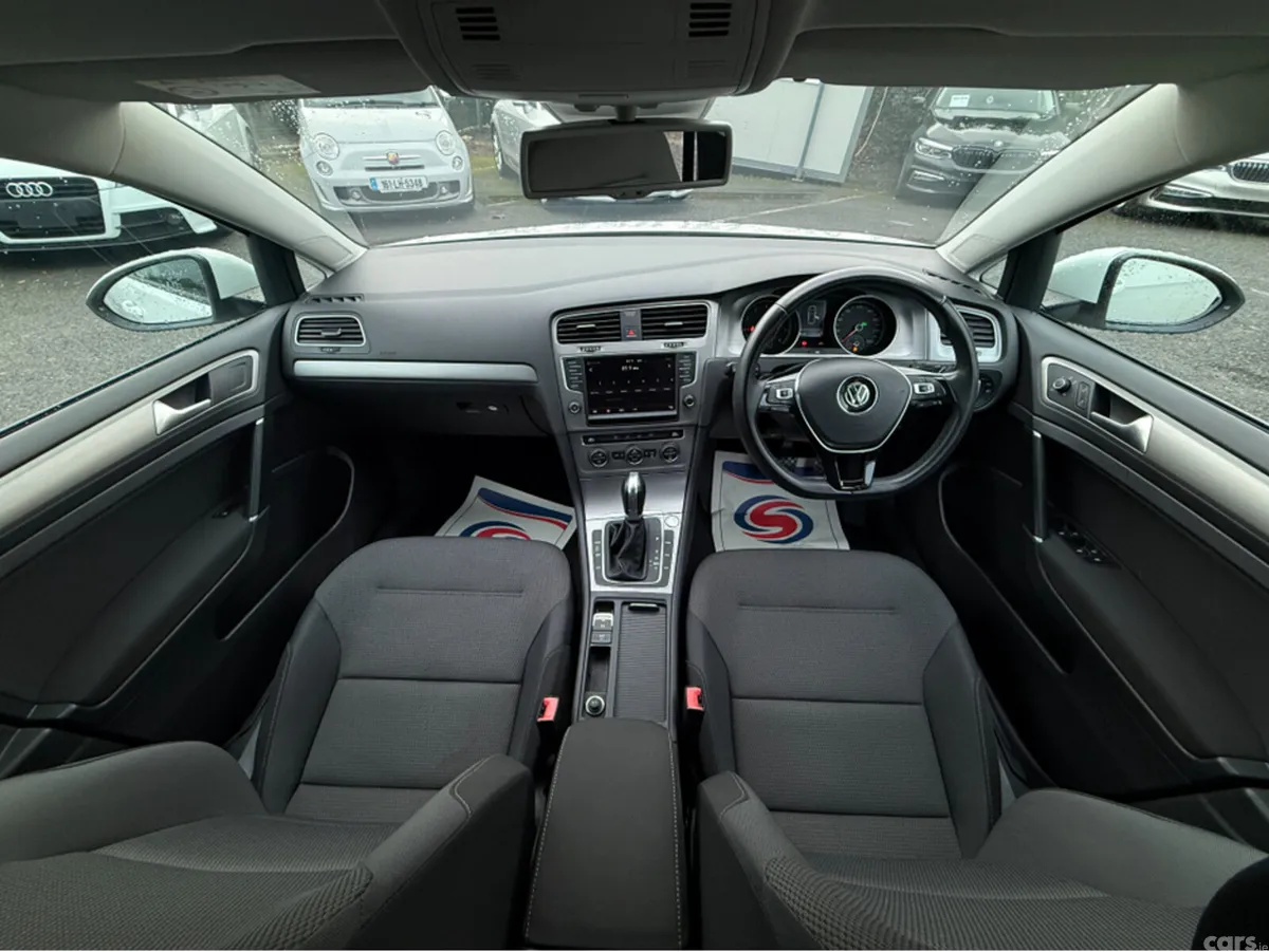 Volkswagen Golf Hatchback, Petrol, 2017, White