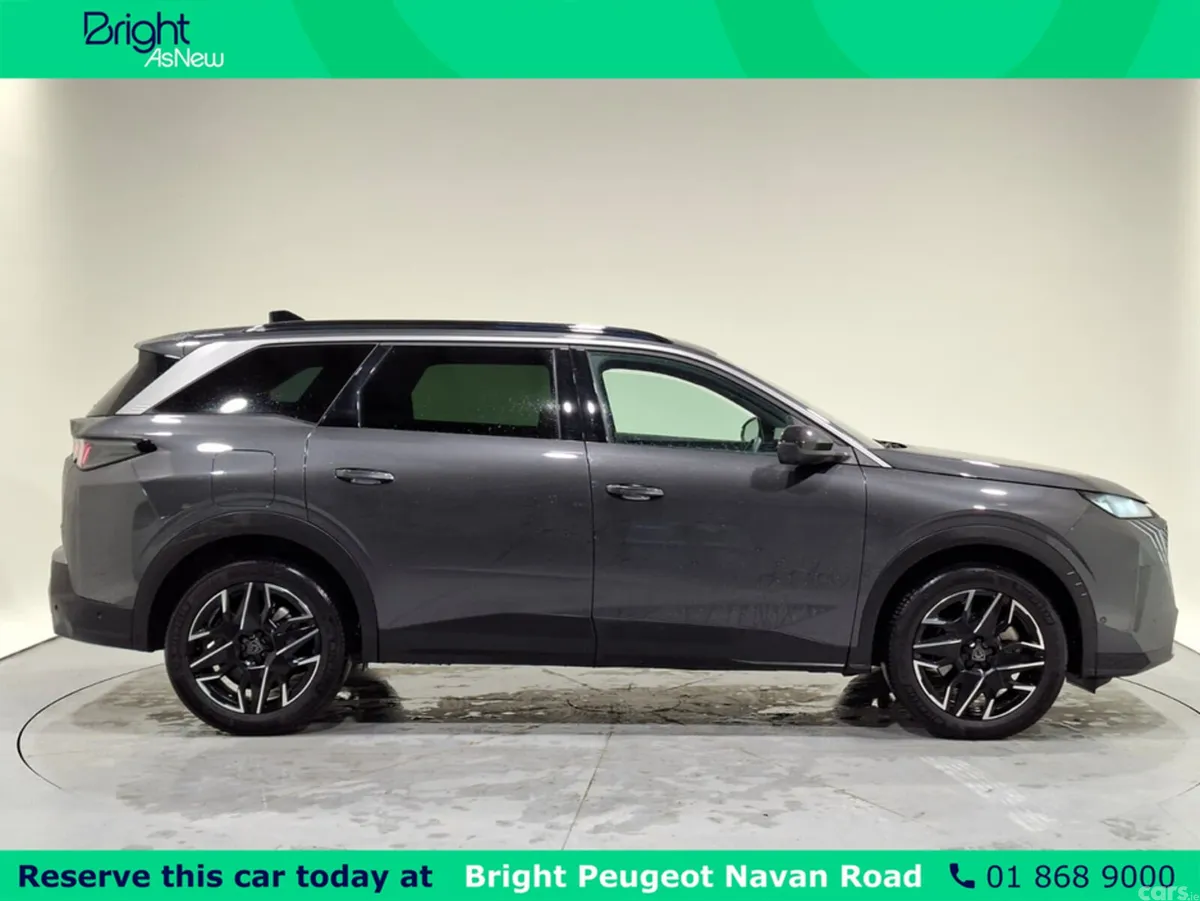 Peugeot 5008 SUV, Petrol Hybrid, 2025, Grey