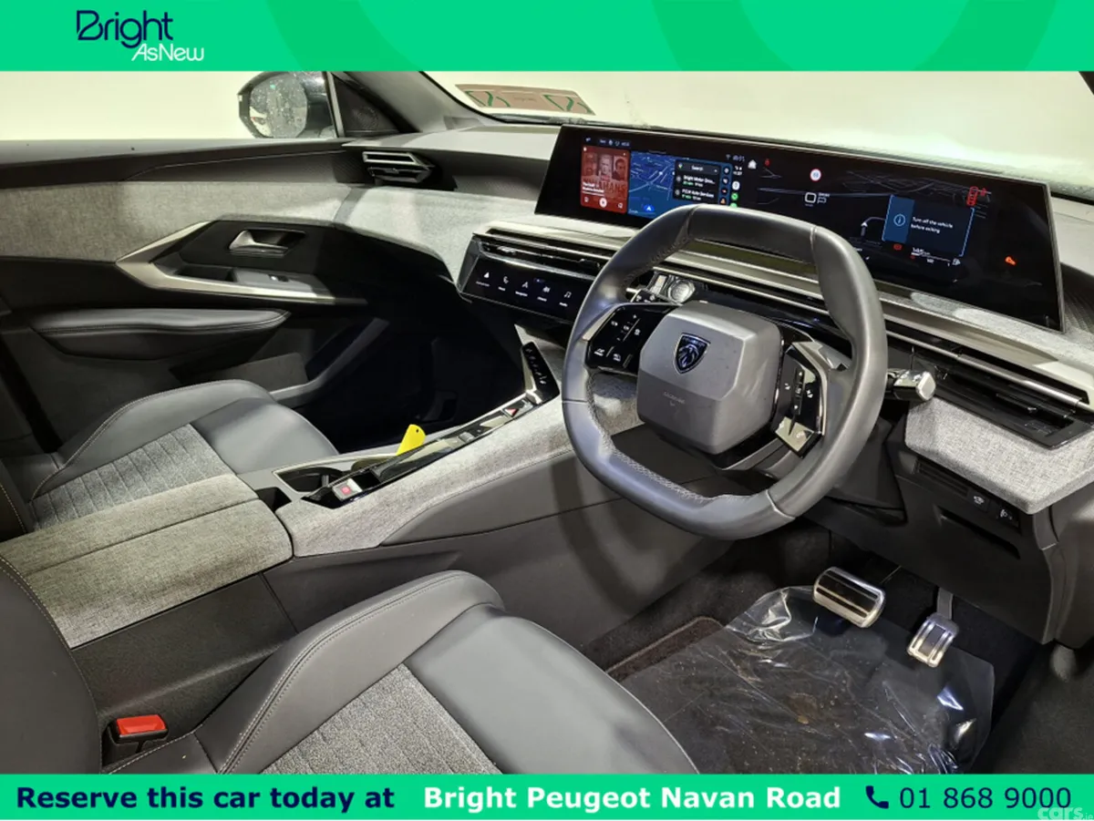 Peugeot 5008 SUV, Petrol Hybrid, 2025, Grey