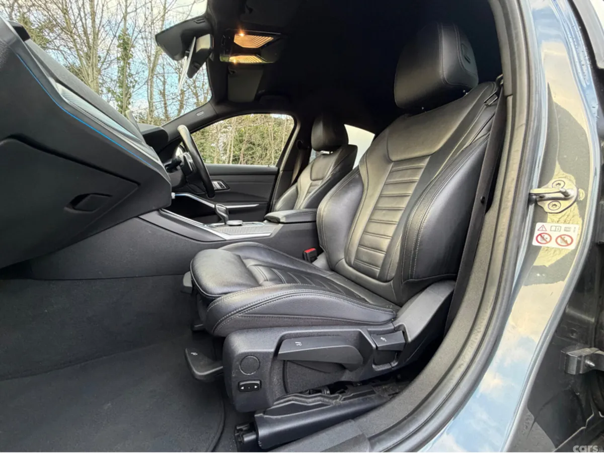 BMW 3-Series Saloon, Petrol Plug-in Hybrid, 2019, Grey