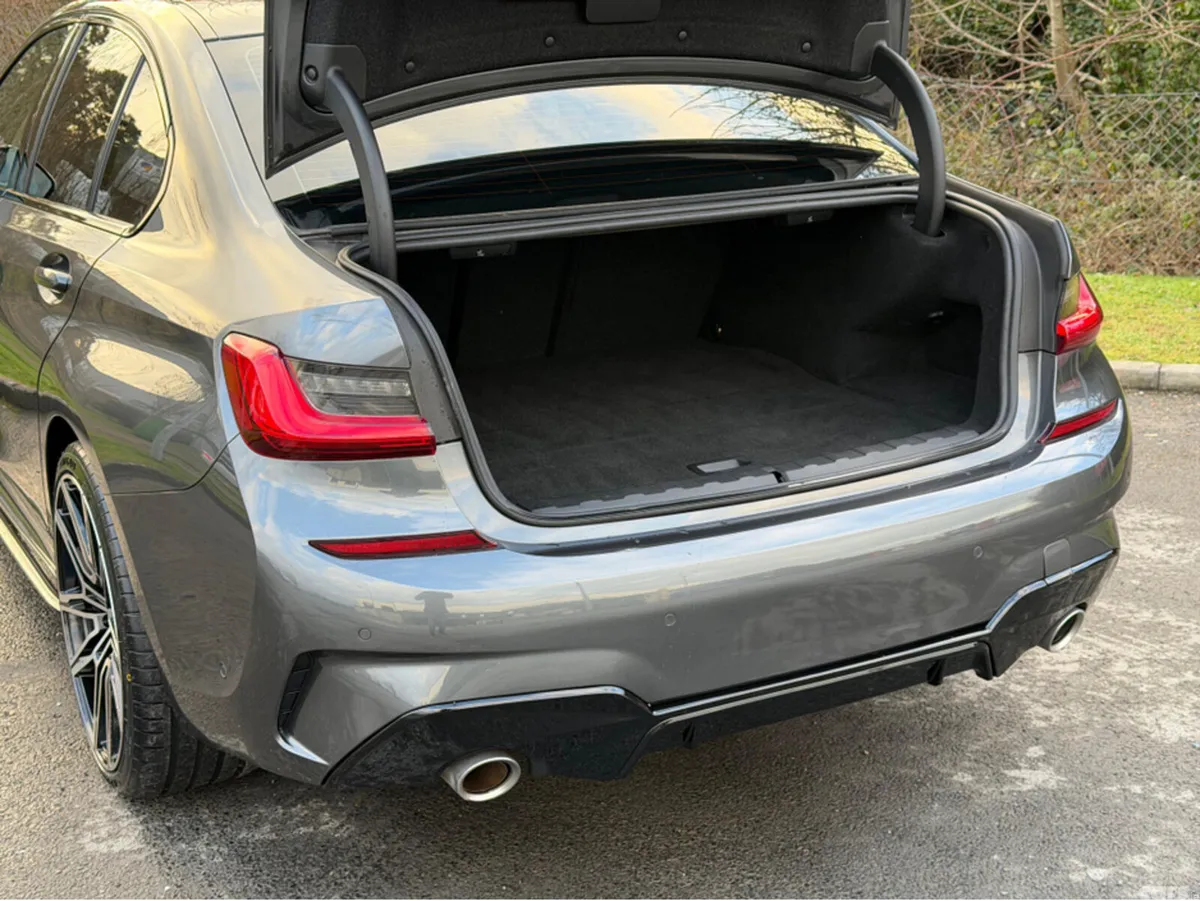 BMW 3-Series Saloon, Petrol Plug-in Hybrid, 2019, Grey