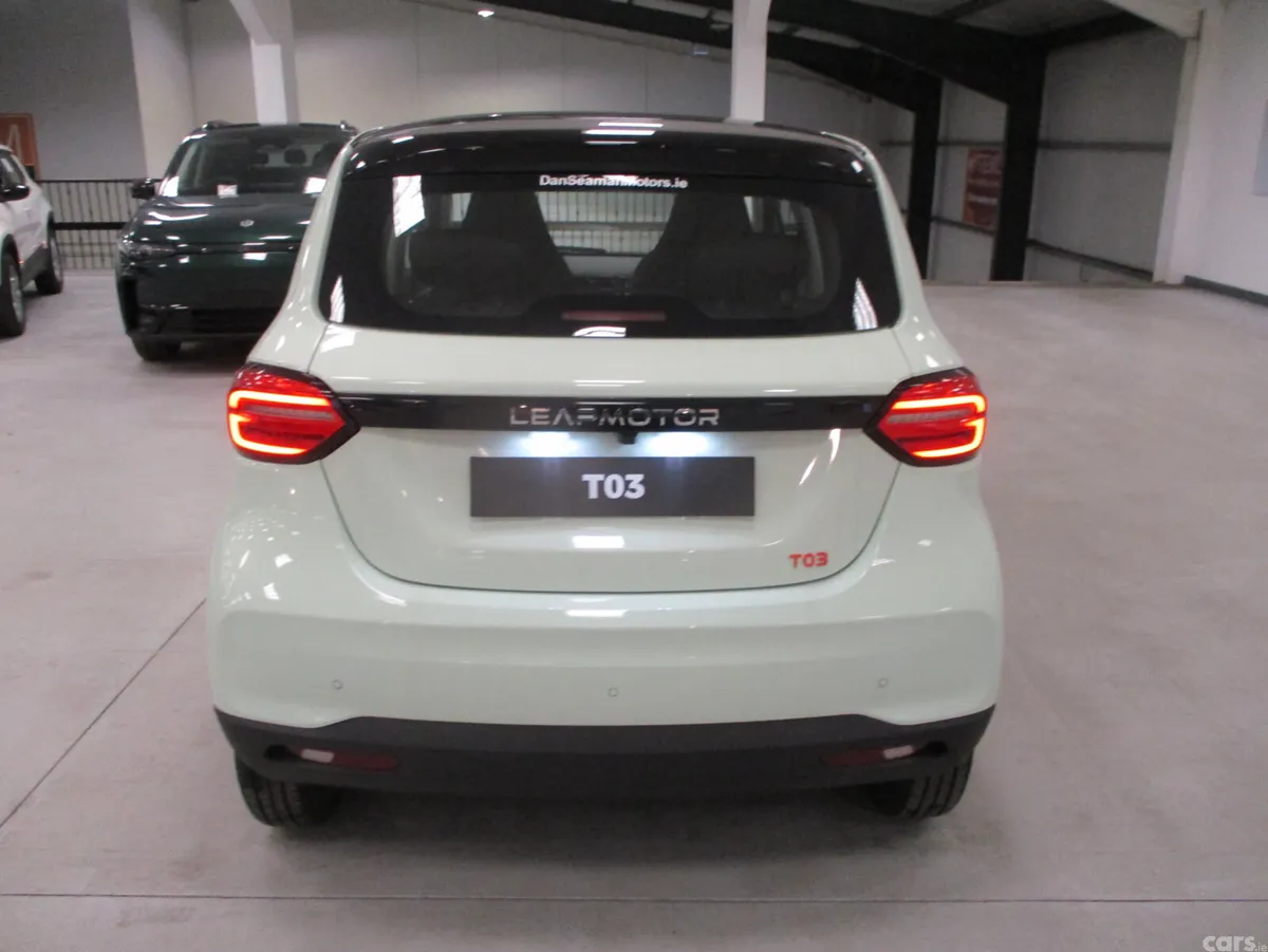 Leapmotor T03 Hatchback, Electric, 2026, Green