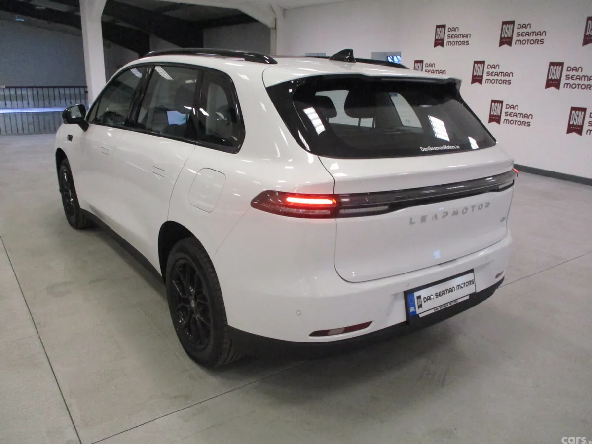 Leapmotor C10 SUV, Electric, 2027, White