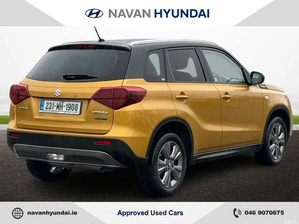 Suzuki Vitara SUV, Petrol Hybrid, 2023, Yellow
