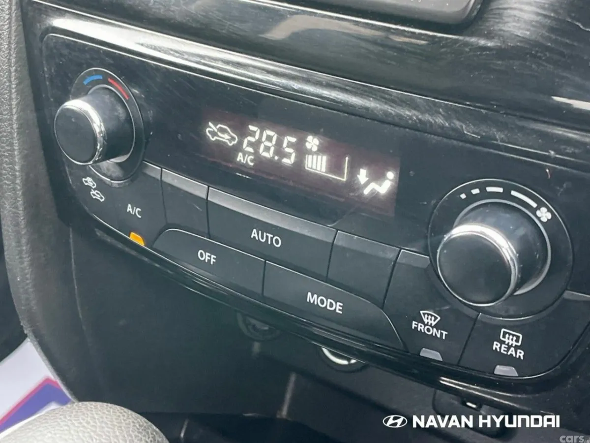 Suzuki Vitara SUV, Petrol Hybrid, 2023, Yellow