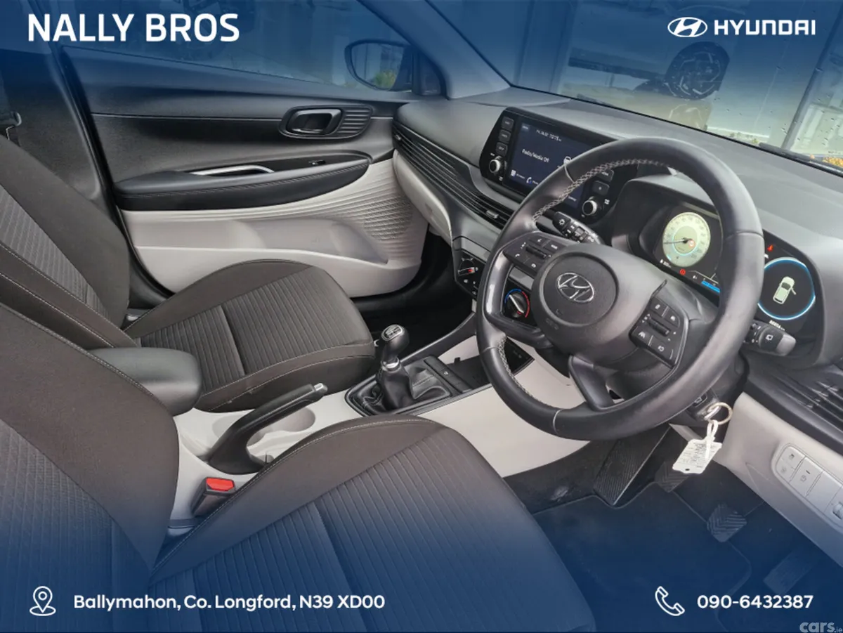Hyundai i20 Hatchback, Petrol, 2022, Grey