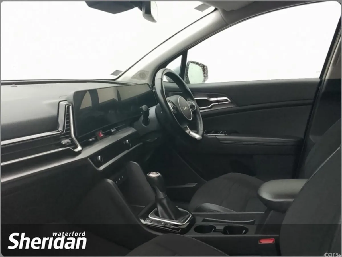 Kia Sportage SUV, Diesel Hybrid, 2023, Grey