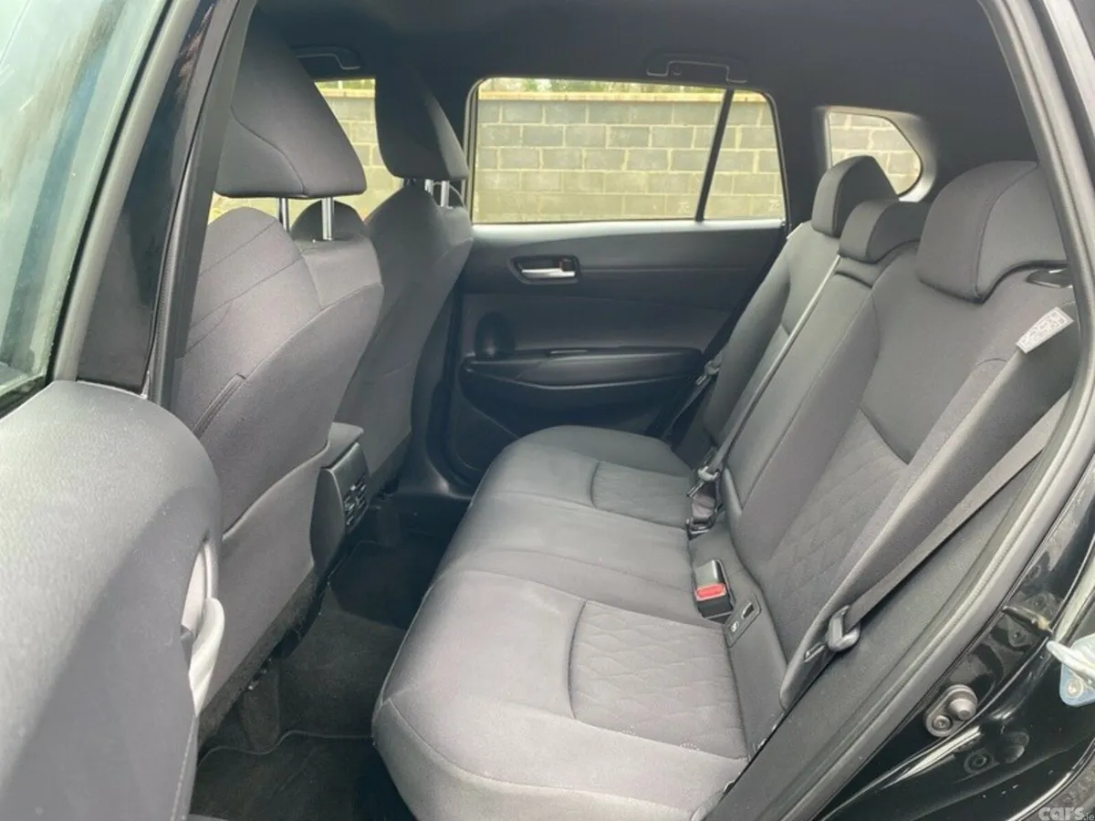 Toyota Corolla Cross Hatchback, Petrol Hybrid, 2023, Black