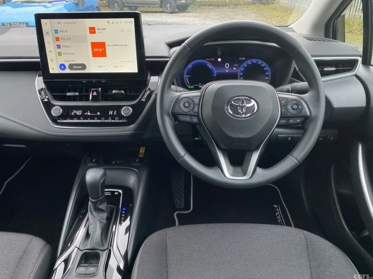 Toyota Corolla Saloon, Petrol Hybrid, 2025, Grey