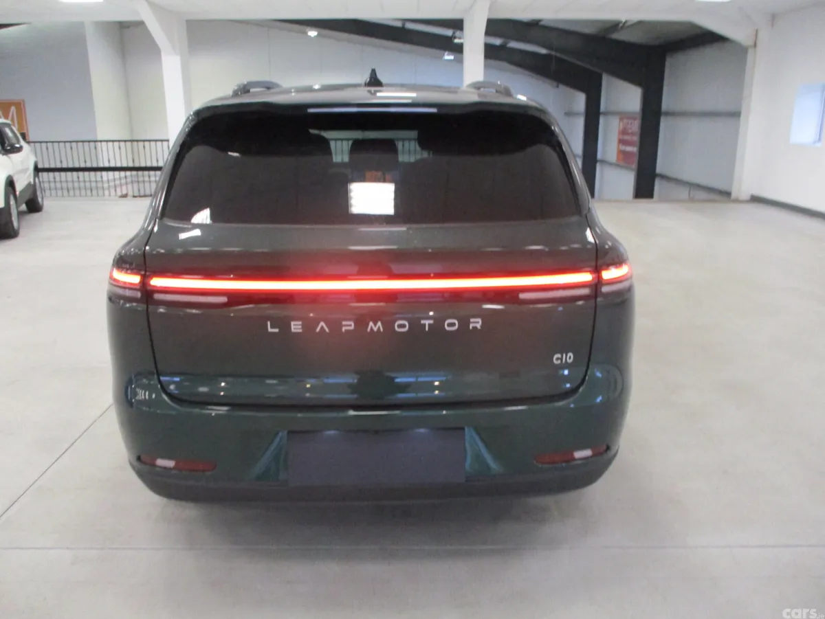 Leapmotor C10 SUV, Petrol Hybrid, 2027, Green