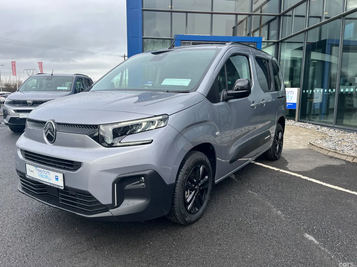 Citroen Berlingo Multispace MPV, Diesel, 2026, Silver