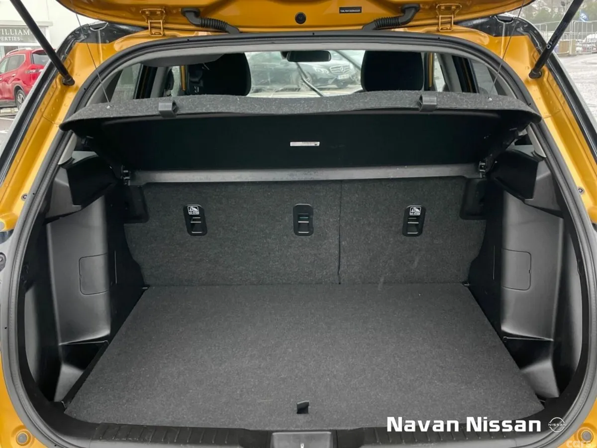 Suzuki Vitara SUV, Petrol Hybrid, 2023, Yellow