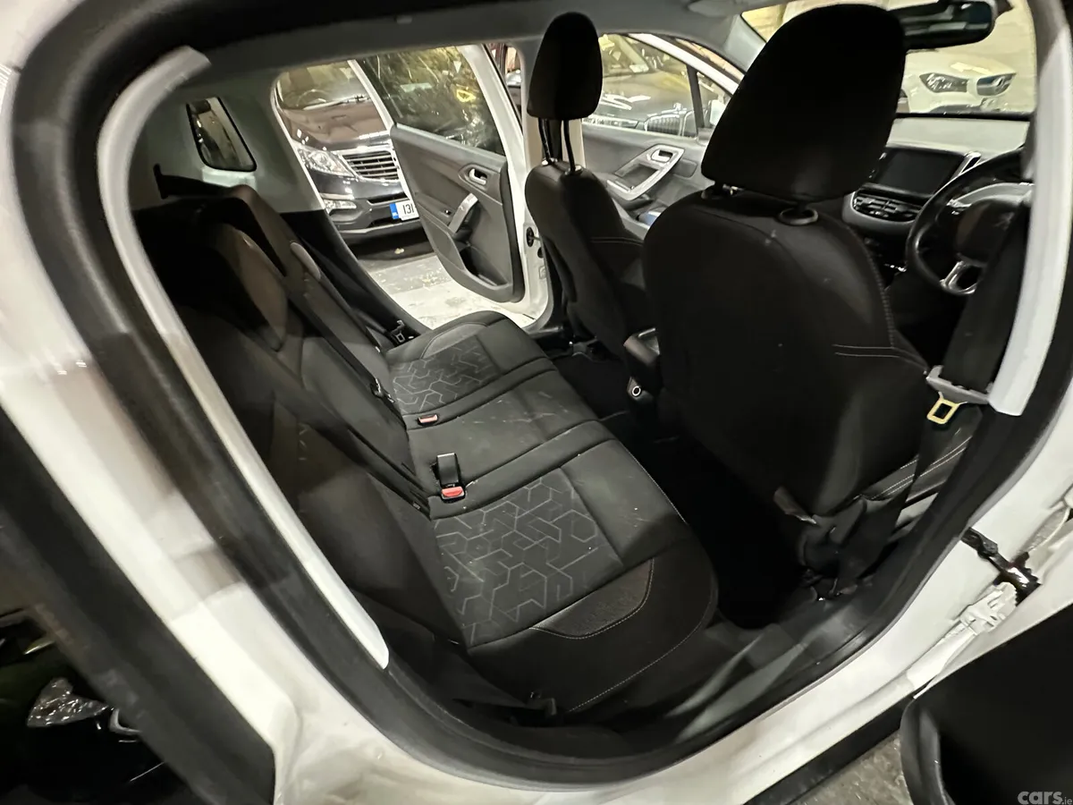 Peugeot 2008 SUV, Petrol, 2016, White