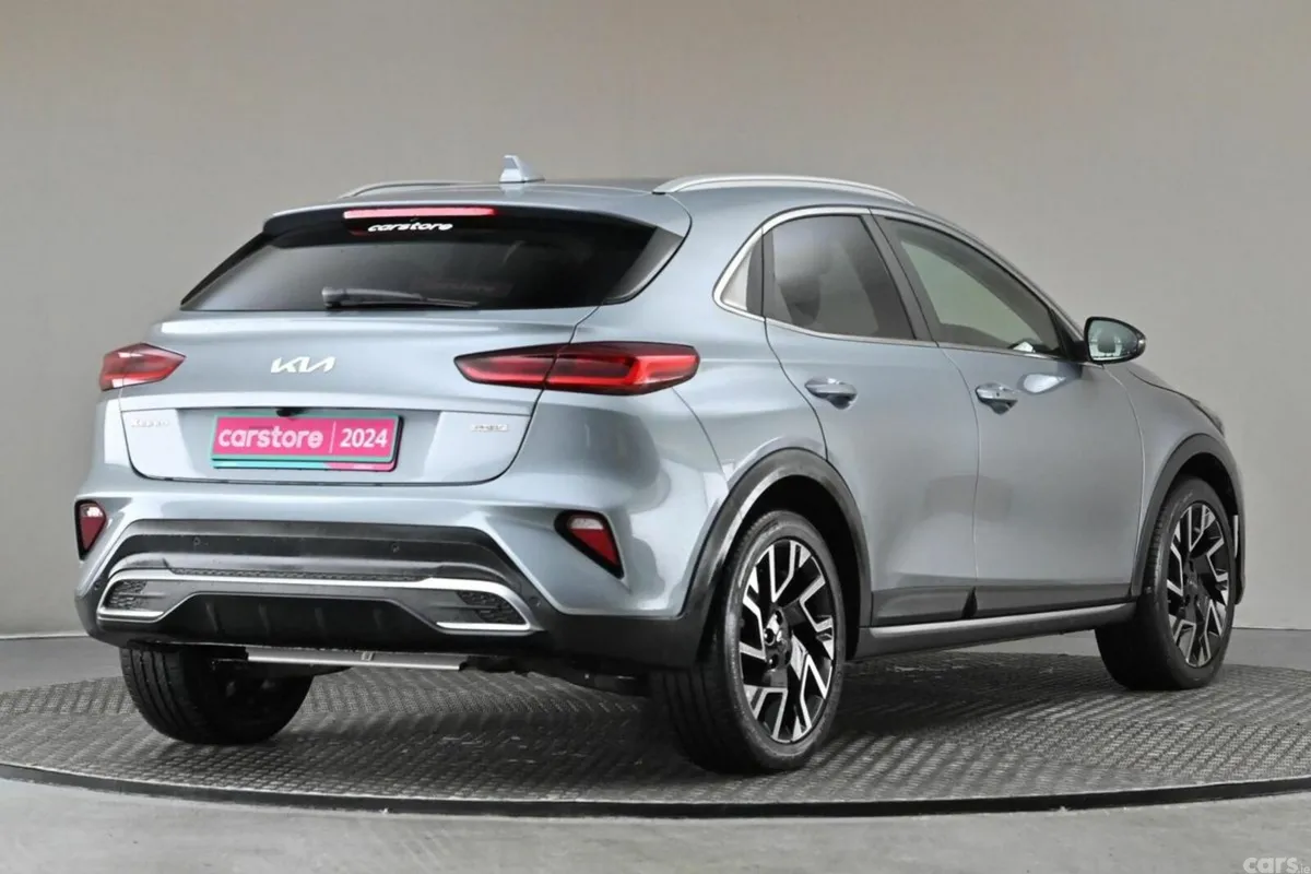 Kia XCeed Hatchback, Petrol Plug-in Hybrid, 2024, Grey
