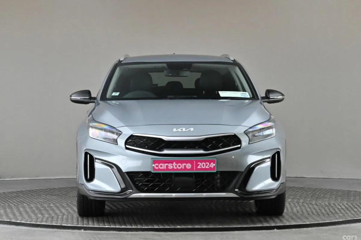 Kia XCeed Hatchback, Petrol Plug-in Hybrid, 2024, Grey