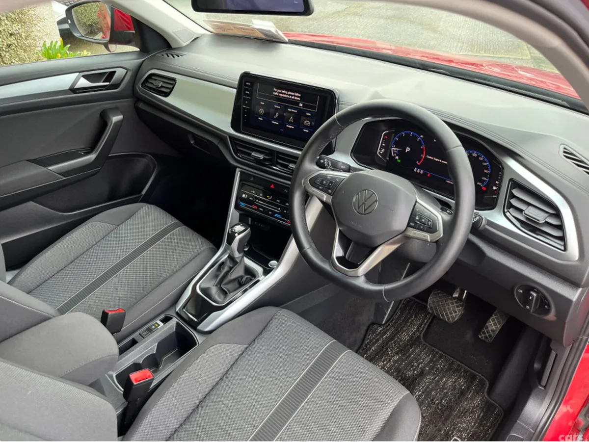 Volkswagen T-Roc SUV, Petrol, 2023, Red