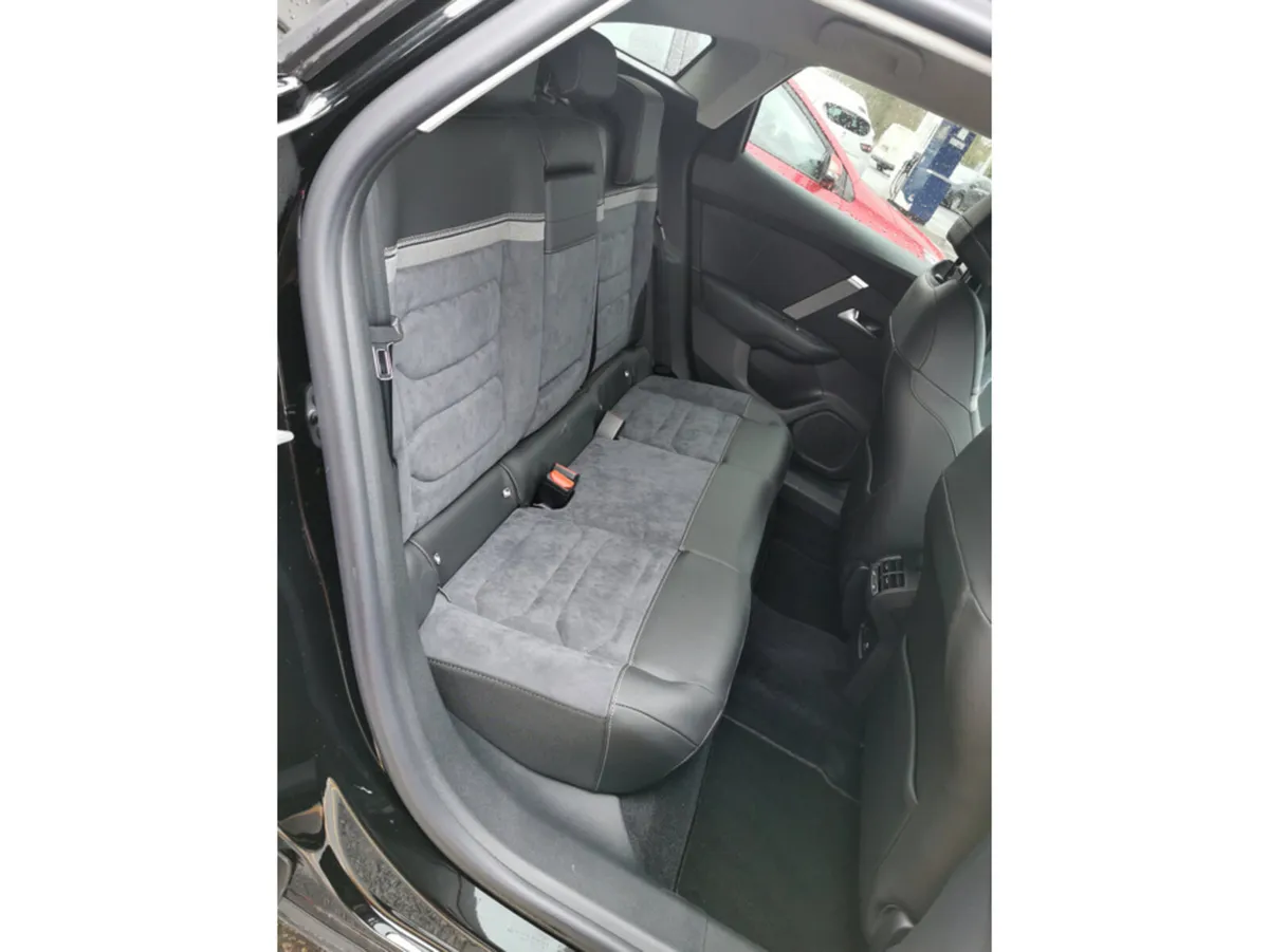 Citroen C4 Hatchback, Diesel, 2025, Black