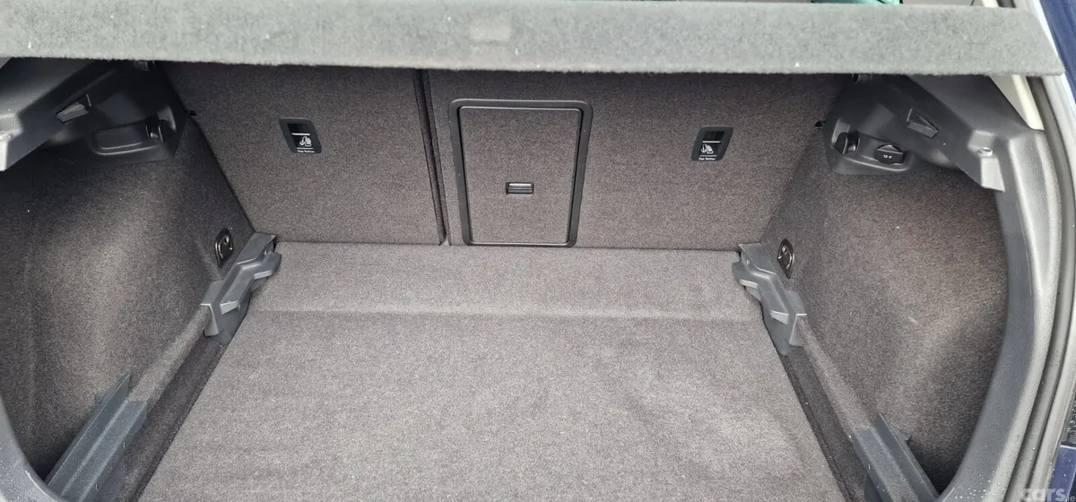 Volkswagen Golf Hatchback, Petrol, 2015, Blue