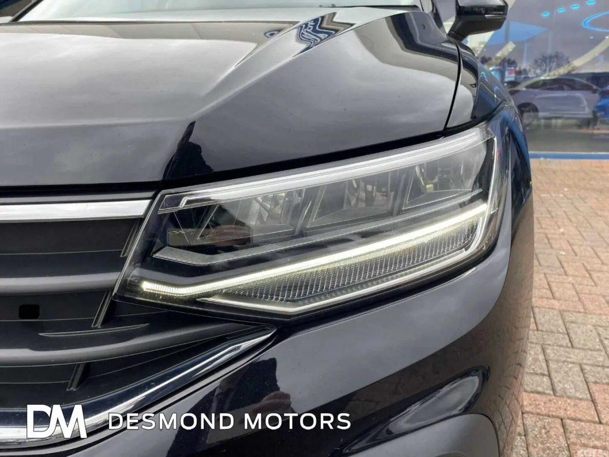 Volkswagen Tiguan SUV, Petrol, 2023, Black