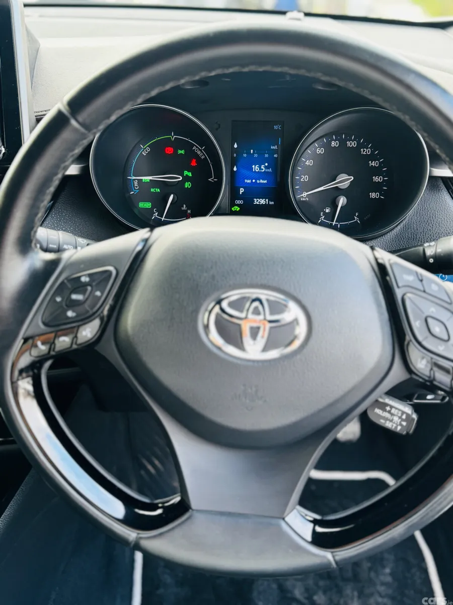 Toyota C-HR Hatchback, Petrol Hybrid, 2018, White