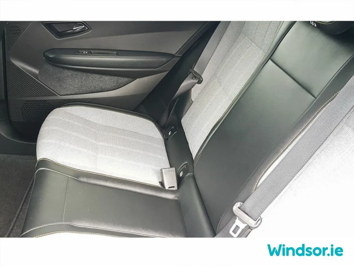 Renault Megane E-Tech Hatchback, Electric, 2023, Black