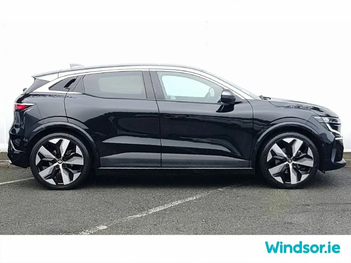 Renault Megane E-Tech Hatchback, Electric, 2023, Black