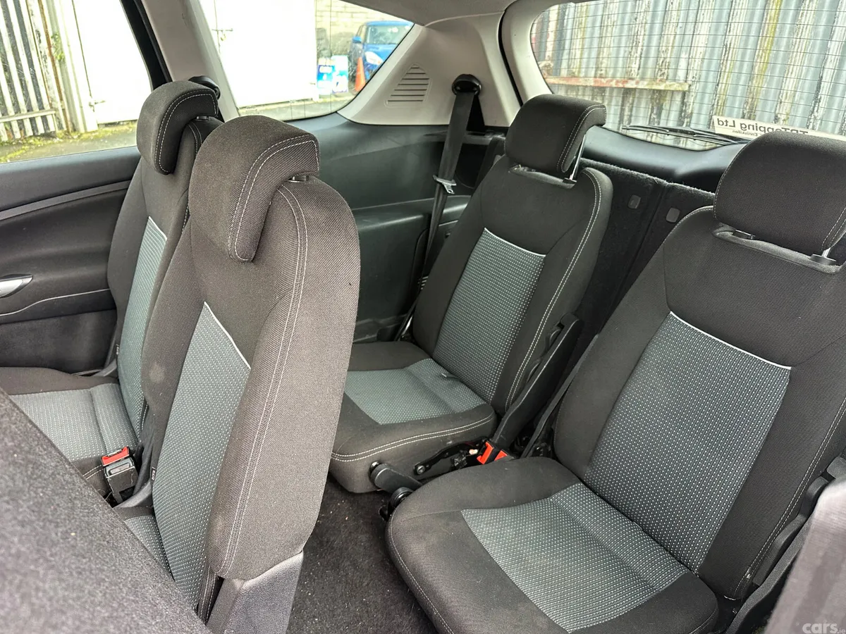 Ford S-Max MPV, Diesel, 2014, Silver