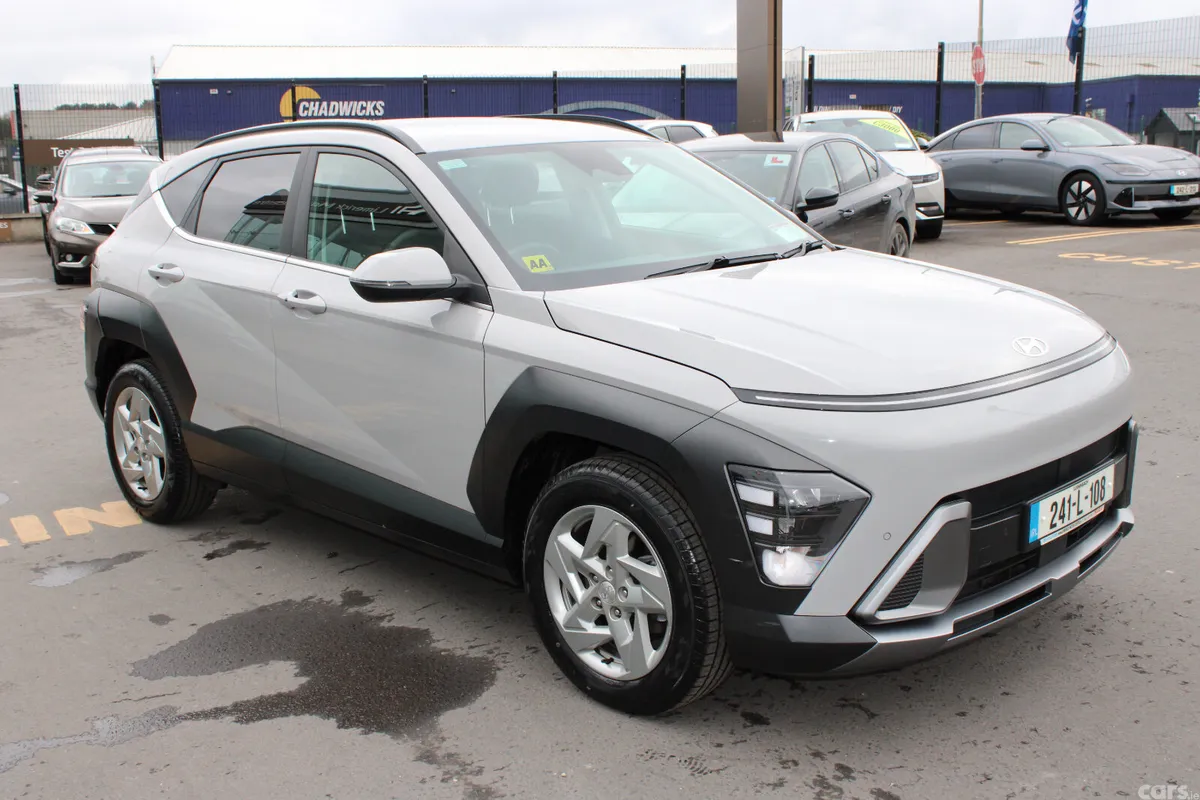 Hyundai KONA MPV, Petrol, 2024, Grey