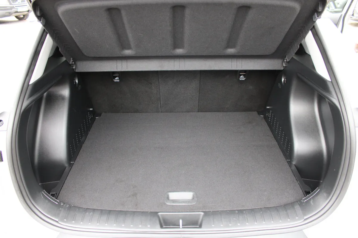 Hyundai KONA MPV, Petrol, 2024, Grey