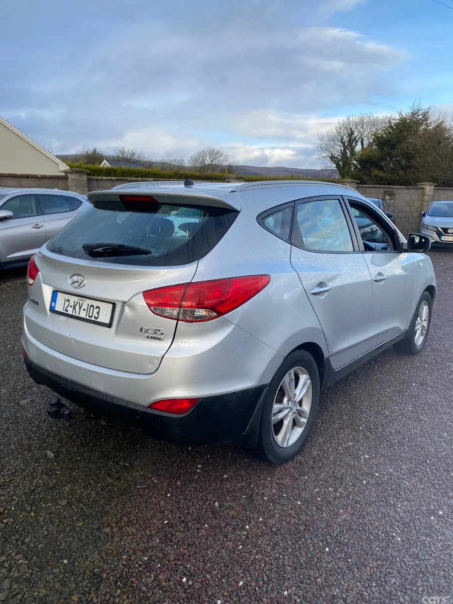 Hyundai ix35 SUV, Diesel, 2012, Silver