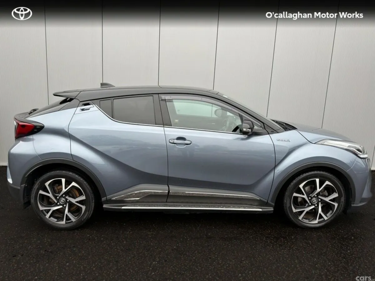Toyota C-HR SUV, Petrol Hybrid, 2022, Grey