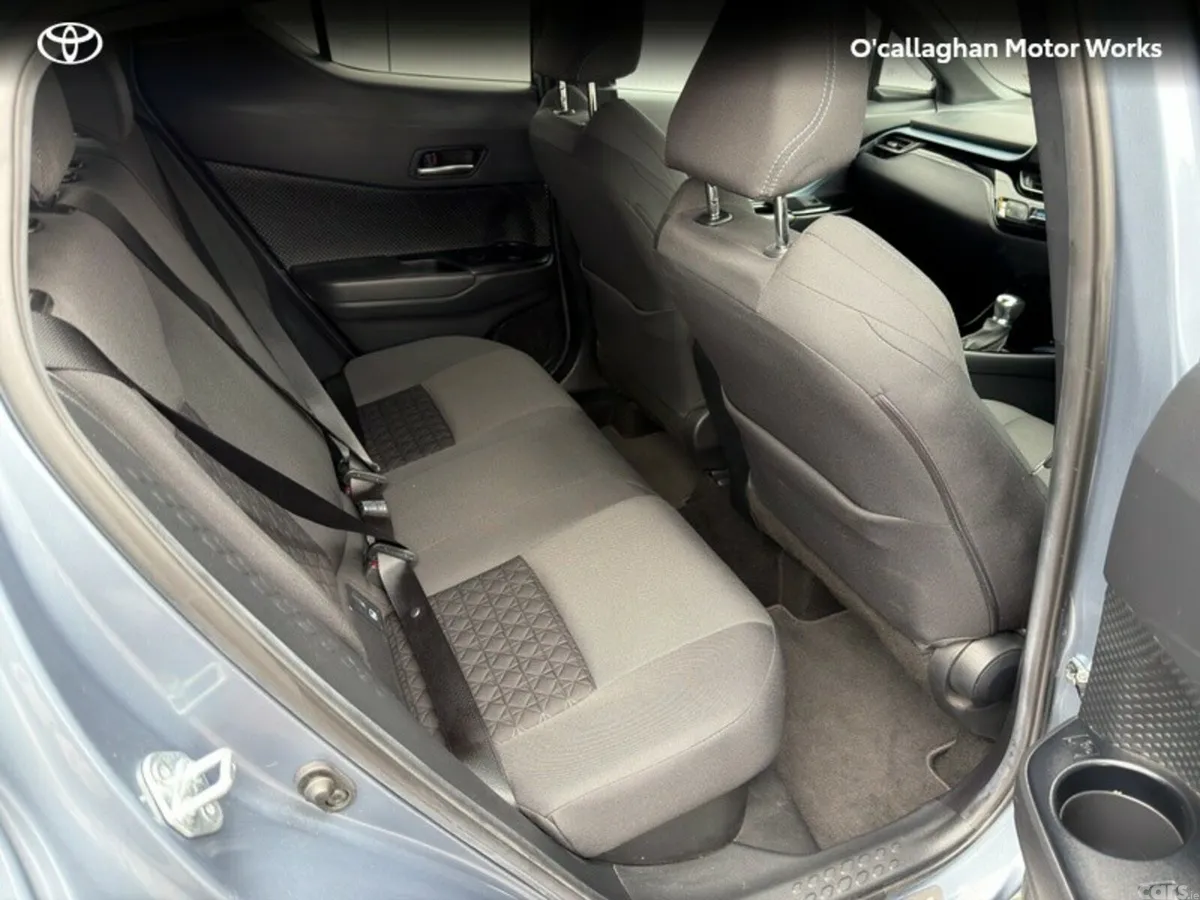 Toyota C-HR SUV, Petrol Hybrid, 2022, Grey