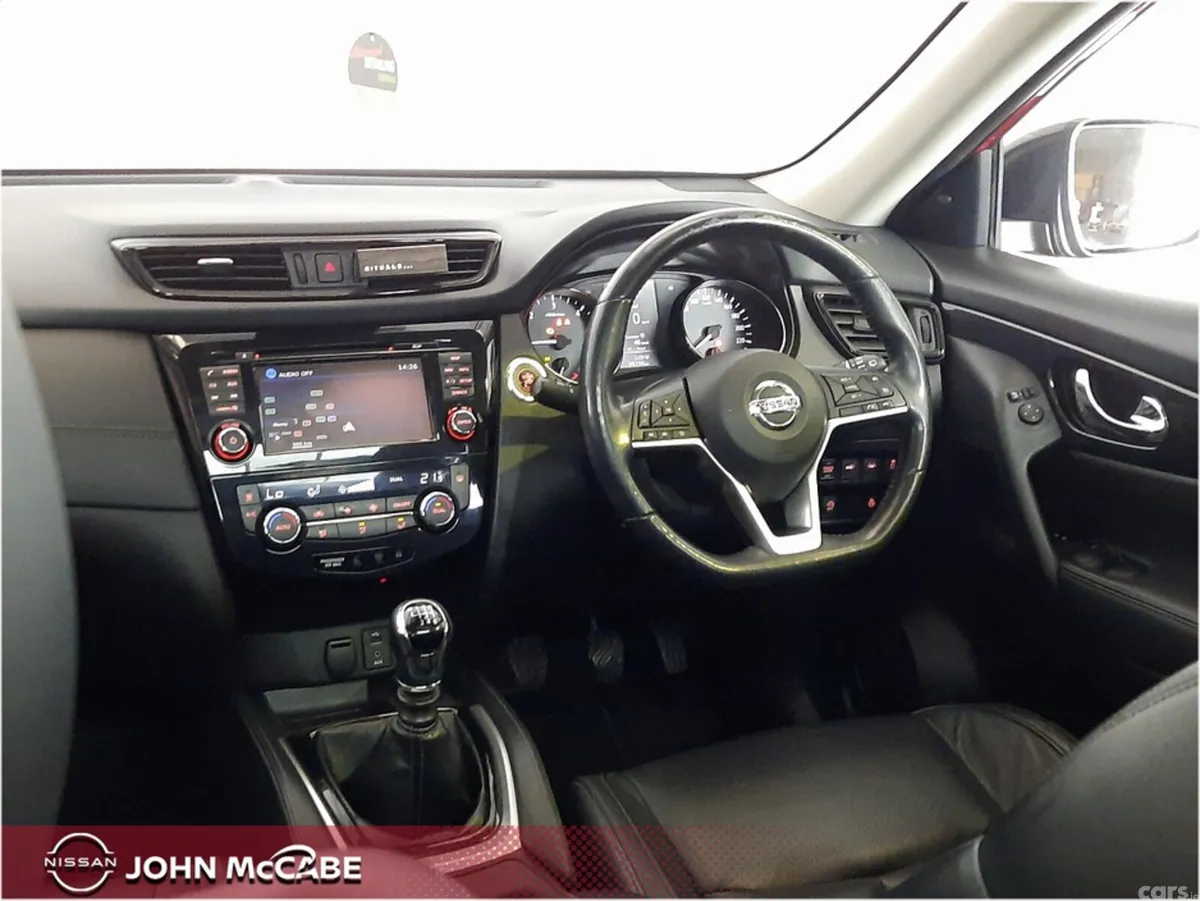 Nissan X-Trail MPV, Diesel, 2021, Red