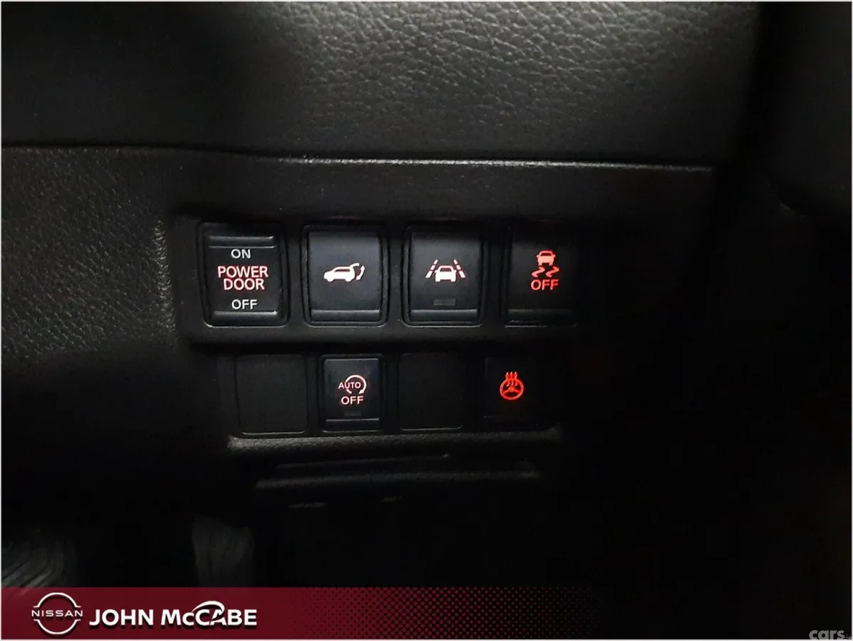 Nissan X-Trail MPV, Diesel, 2021, Red