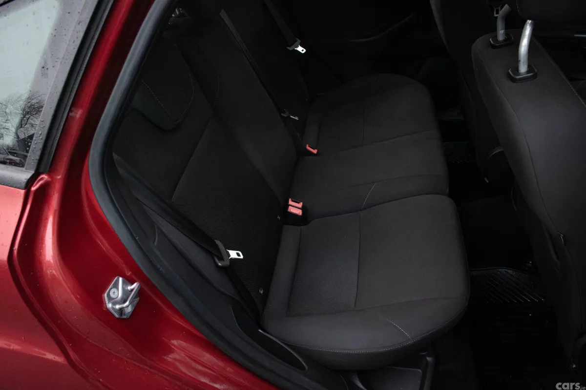 Ford Focus Hatchback, Diesel, 2015, Red