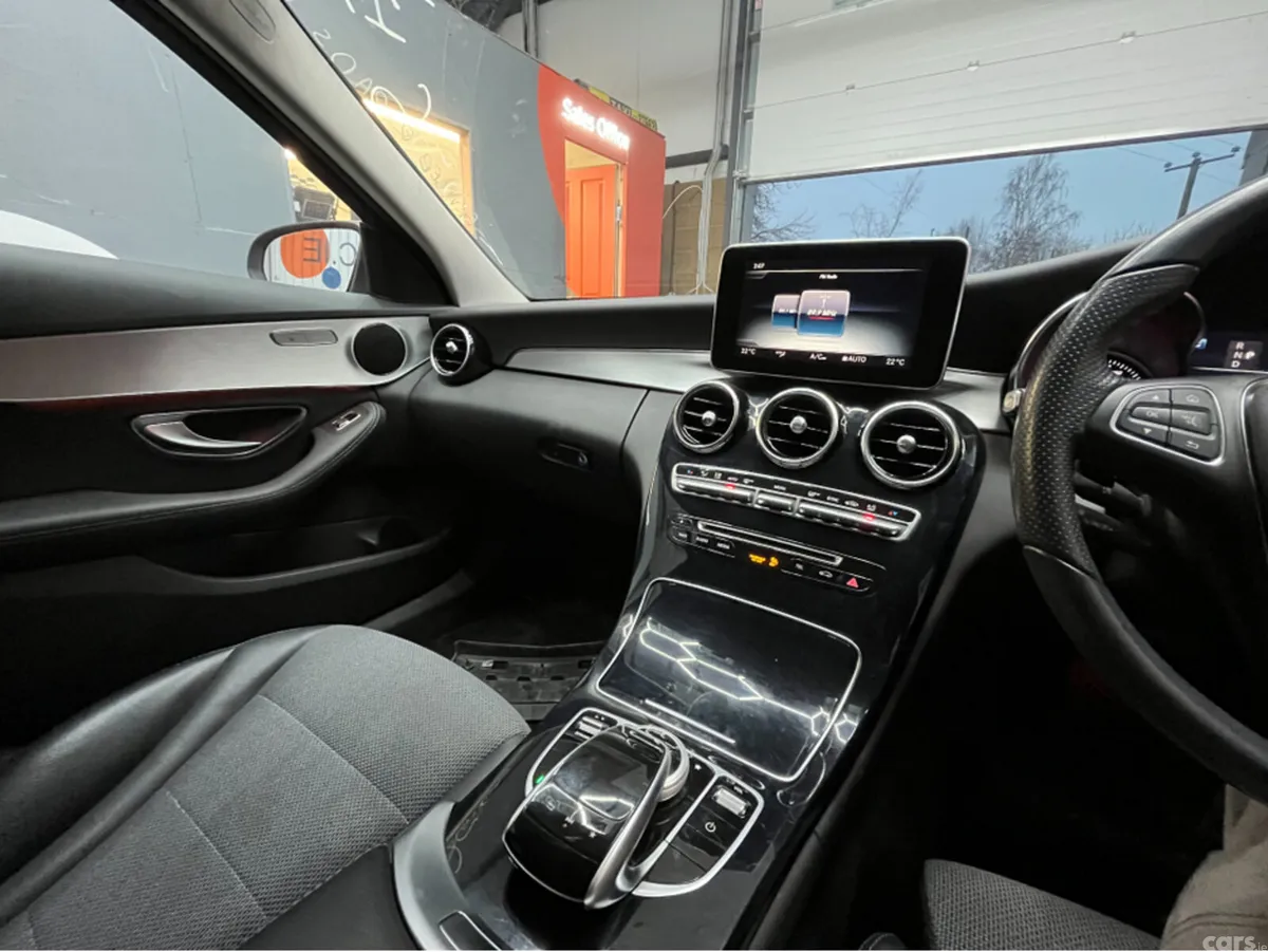 Mercedes-Benz C-Class Saloon, Petrol, 2017, Red