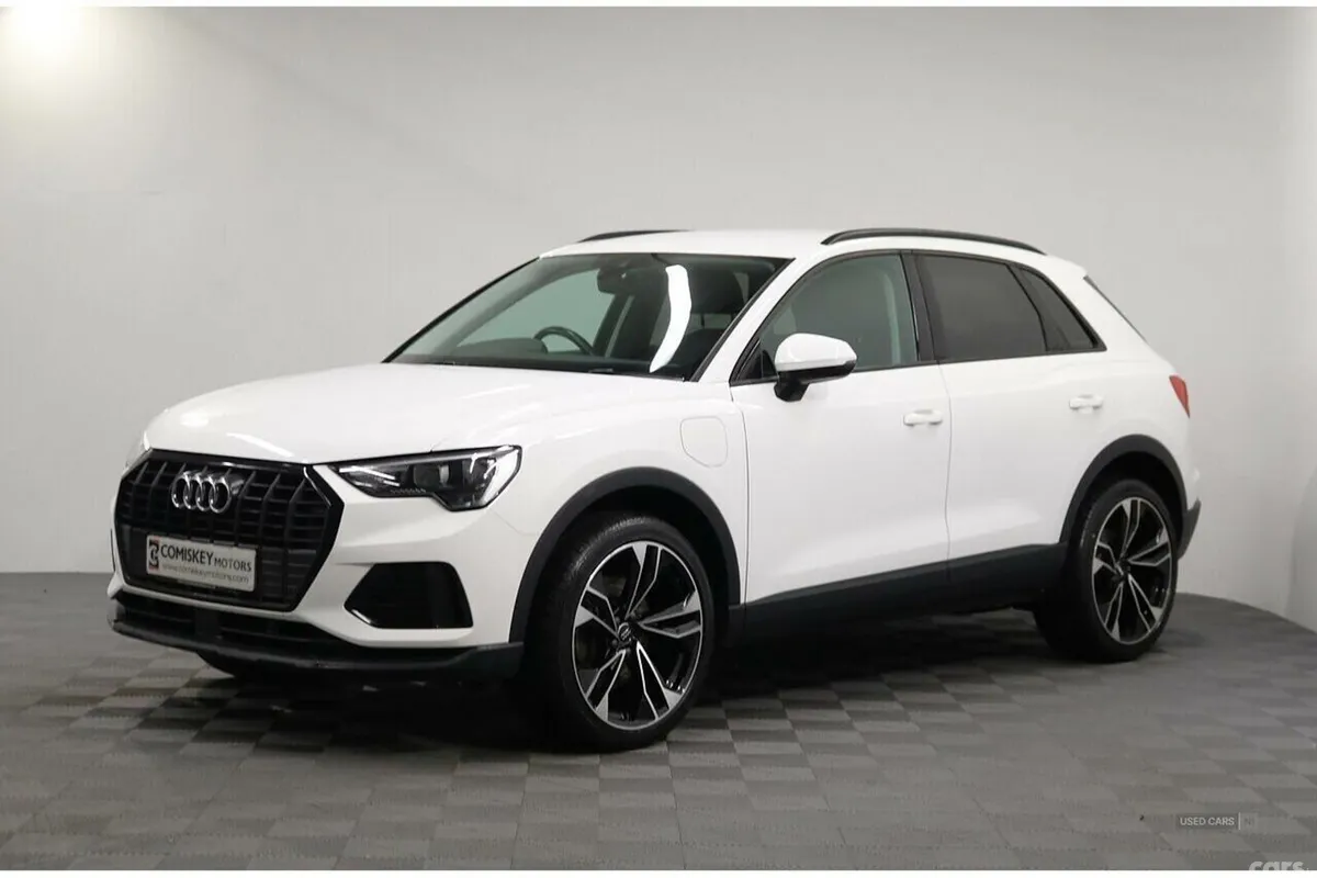 Audi Q3 SUV, Petrol Hybrid, 2022, White