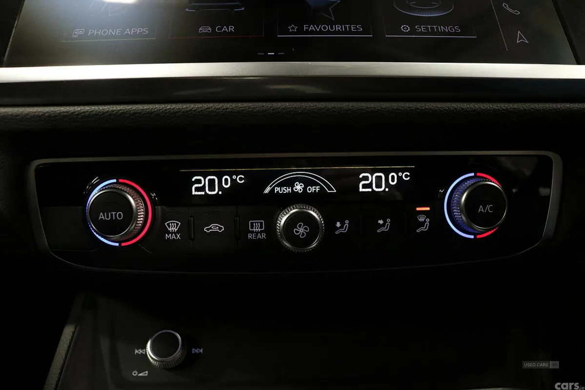 Audi Q3 SUV, Petrol Hybrid, 2022, White