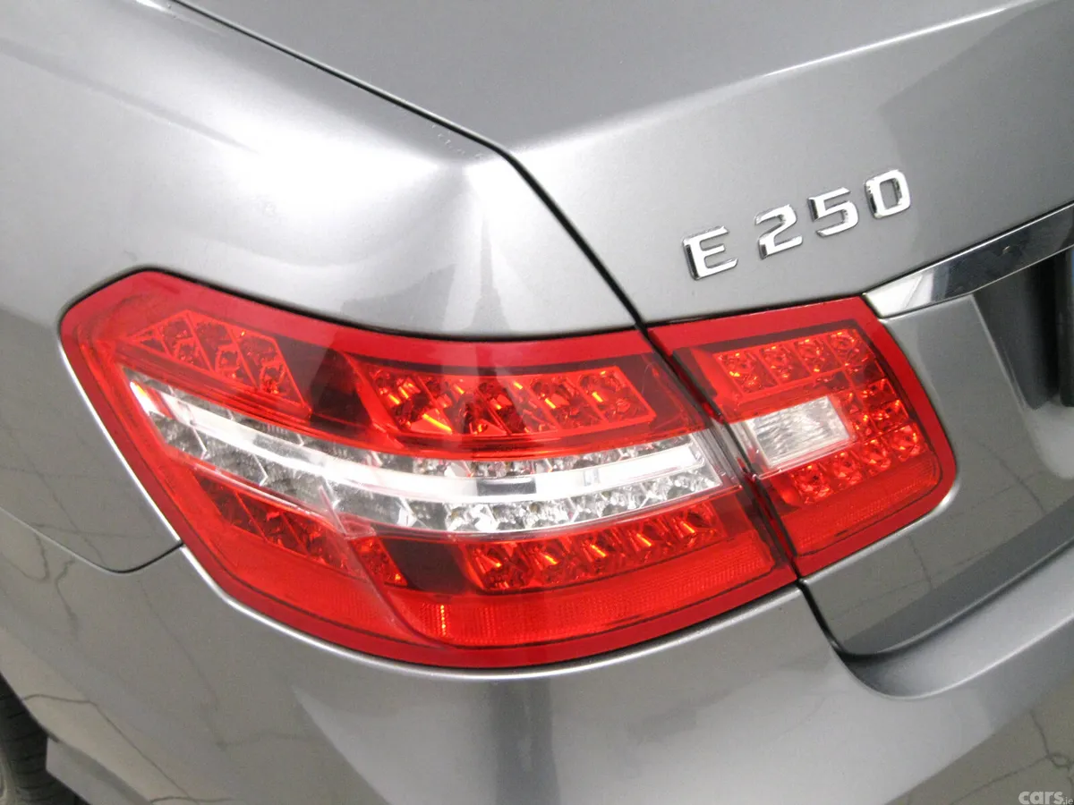 Mercedes-Benz E-Class Saloon, Diesel, 2013, Grey