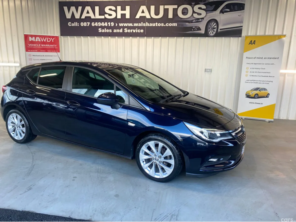 Opel Astra Hatchback, Petrol, 2019, Blue