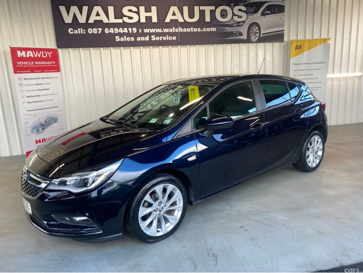 Opel Astra Hatchback, Petrol, 2019, Blue