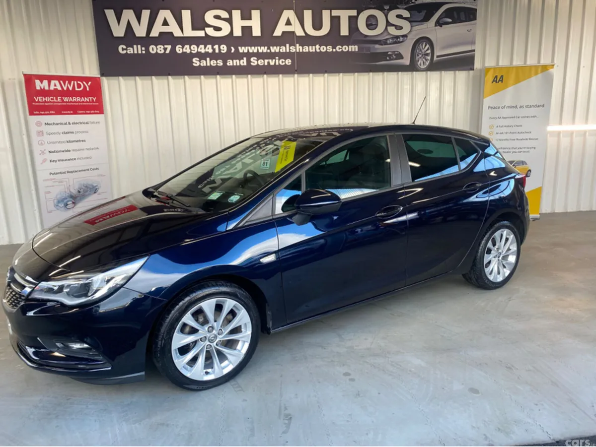 Opel Astra Hatchback, Petrol, 2019, Blue