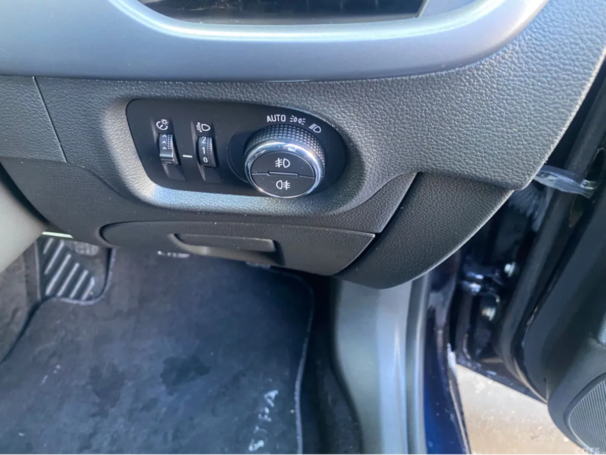 Opel Astra Hatchback, Petrol, 2019, Blue